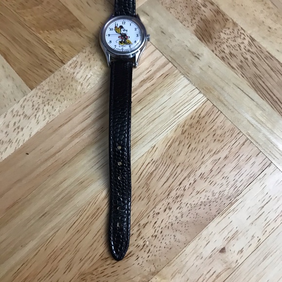 A Vintage Minnie with a Black Lizard Grain Band - Picture 5 of 9